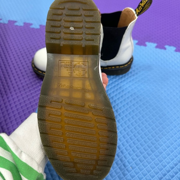 Dr Martens White Leather Chelsea Boot with Yellow Stitch - Picture 3 of 4